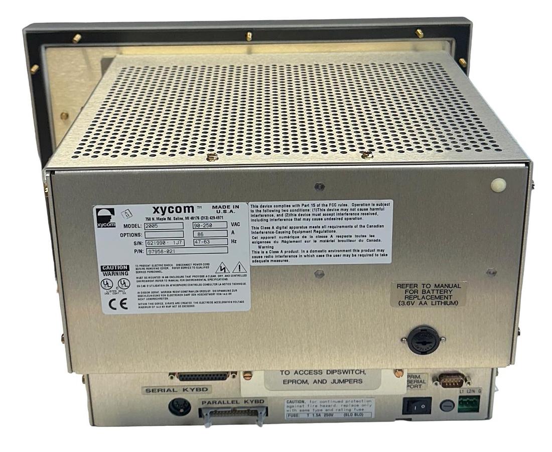 Used XYCOM 2005 / 97958-021 2000 SERIES INDUSTRIAL WORKSTATION 9" 90-250V .86A NSMP