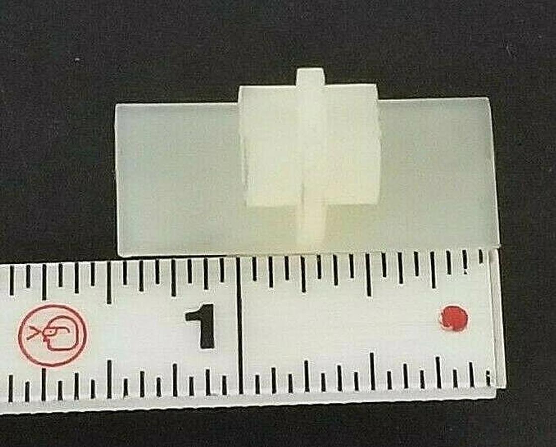 Used LOT OF 21 SQUARE D FUSEHOLDER ATTACHMENTS FOR 9080-GF6 TERMINAL BLOCKS