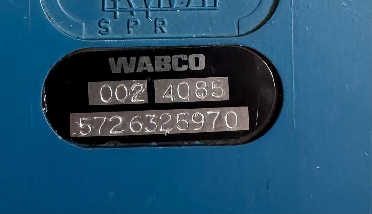 Used WABCO 5726325970 CONTROL VALVE NW07-5/2DS-SPEZ-115AC 002 4085 * NO SOLENOIDS