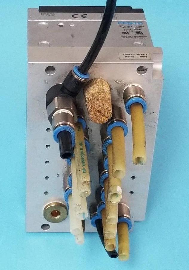 Used FESTO ELECTRIC CPV14-VI-F6-1/8-B BASE W/ (6) 176-067 SOLENOID VALVES N502 18210