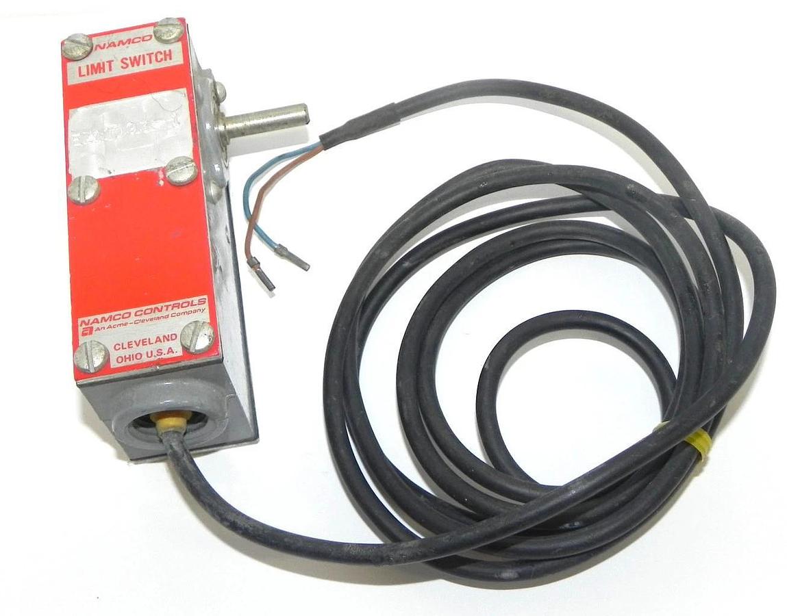 Used NAMCO EZ11093-1 LIMIT SWITCH EZ110931
