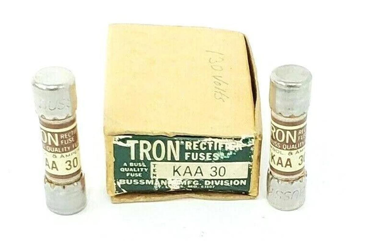 LOT OF 2 NEW COOPER BUSSMANN KAA30 FUSES 30AMP 130V, KAA 30
