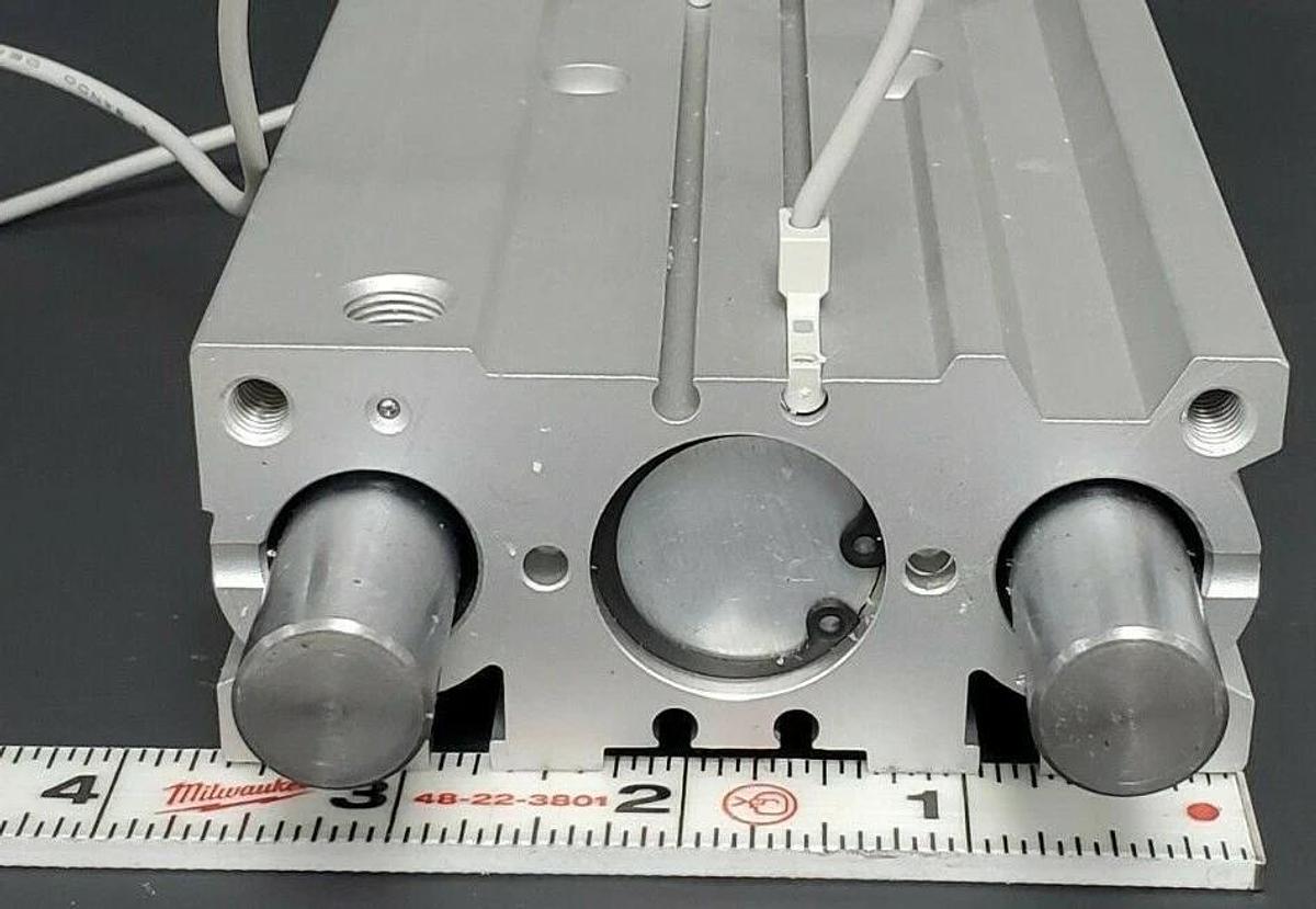 NEW SMC MGPM25-100Z-M9BWVZ COMPACT GUIDE CYLINDER MAX. 1.0MPa