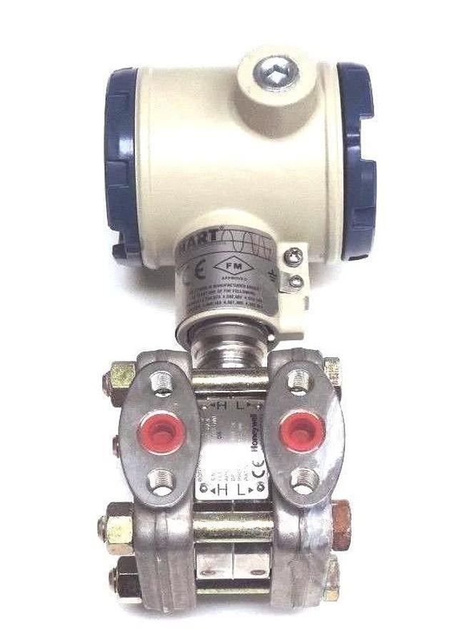 Used HONEYWELL STD120-E1H-00000-1C-HC-MB-S2-B7AN PRESSURE TRANSMITTER ST3000