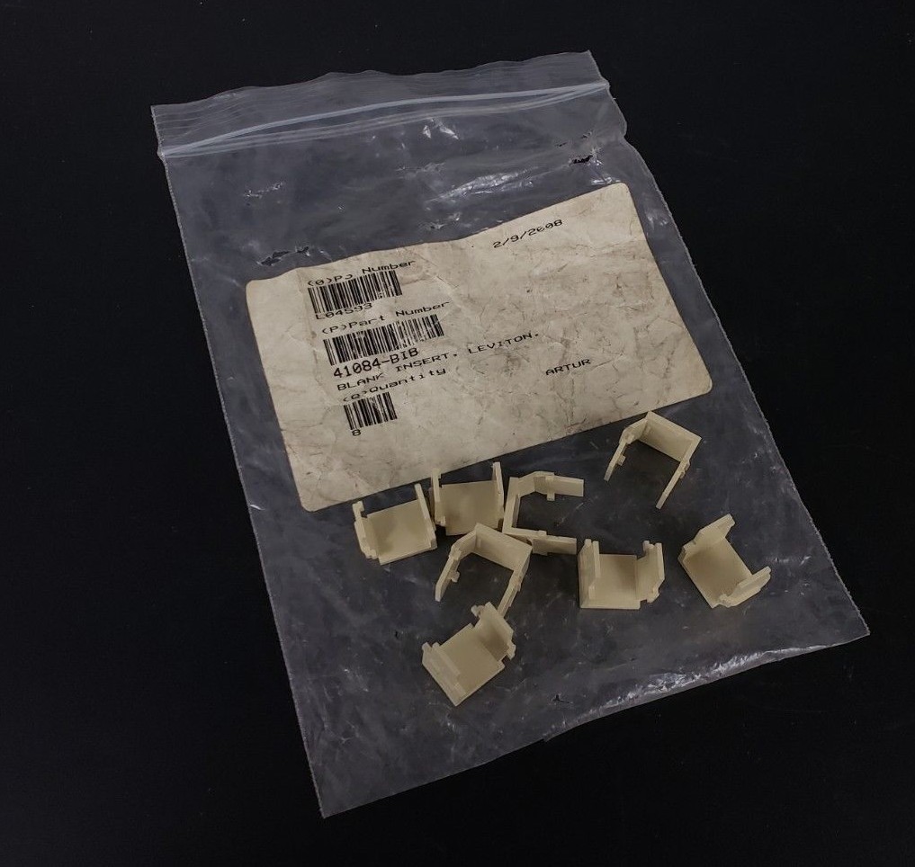 Used LOT OF 8 NEW LEVITON 41084-BIB BLANK QUICKPORT INSERTS 4084BIB