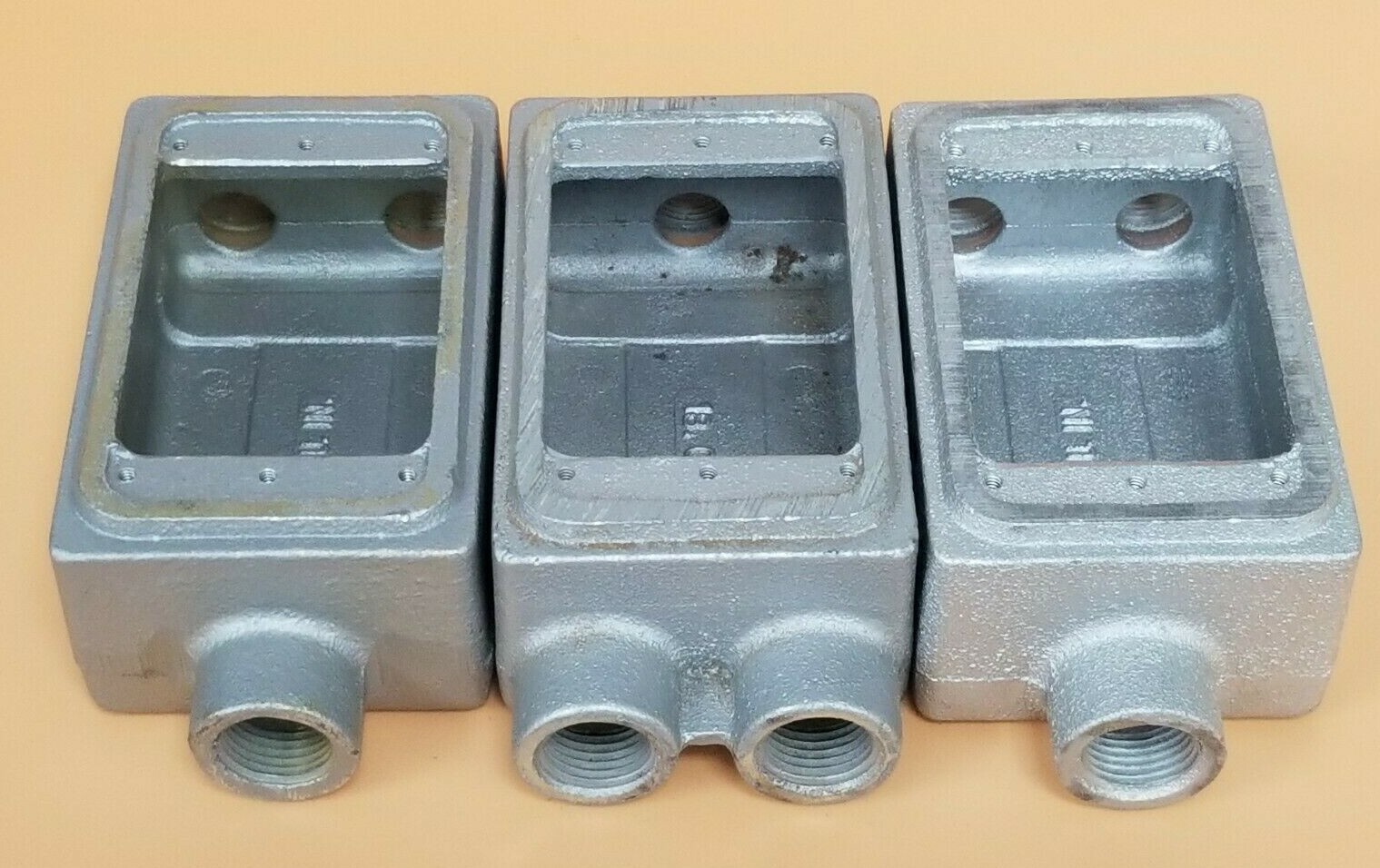 Used LOT OF 3 NEW APPLETON FSCC-1 CONDUIT BOXES FS UNILETS 1/2 IN. TYPE CC 18 CU. IN.