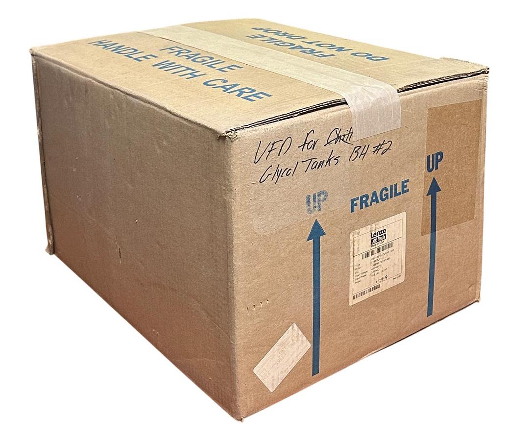 Used LENZE AC TECH 13437827 / ESV153N04TMD SMVector DRIVE 15kW/20HP 400/480V 3PH NSMP