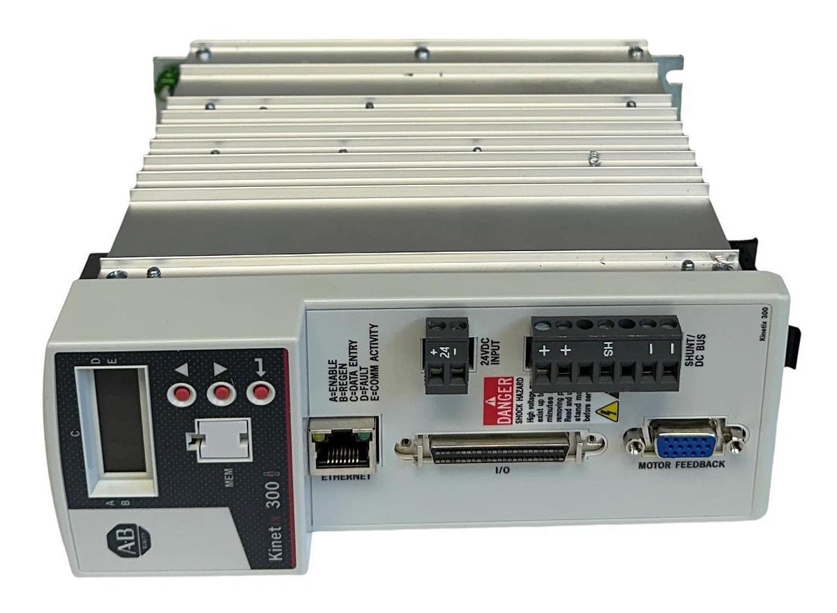 ALLEN BRADLEY 2097-V33PR1 /A Kinetix 300 AXIS DRIVE 120/240VAC 2A PN-55549 NSMP
