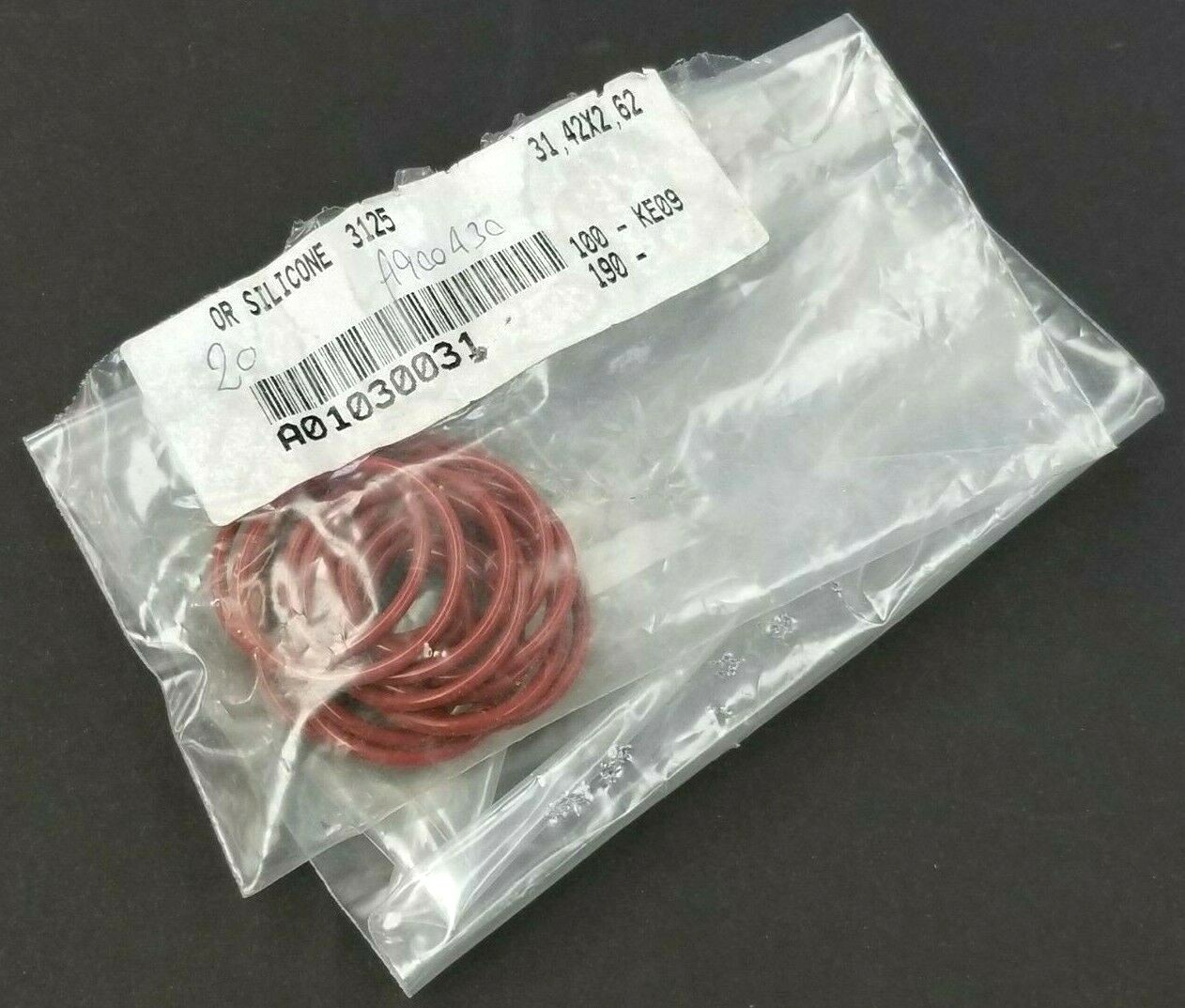 Used NEW BAG OF 16 GENERIC A01030031 SILICONE O-RINGS 31,42X2,62 3125 100-KE09
