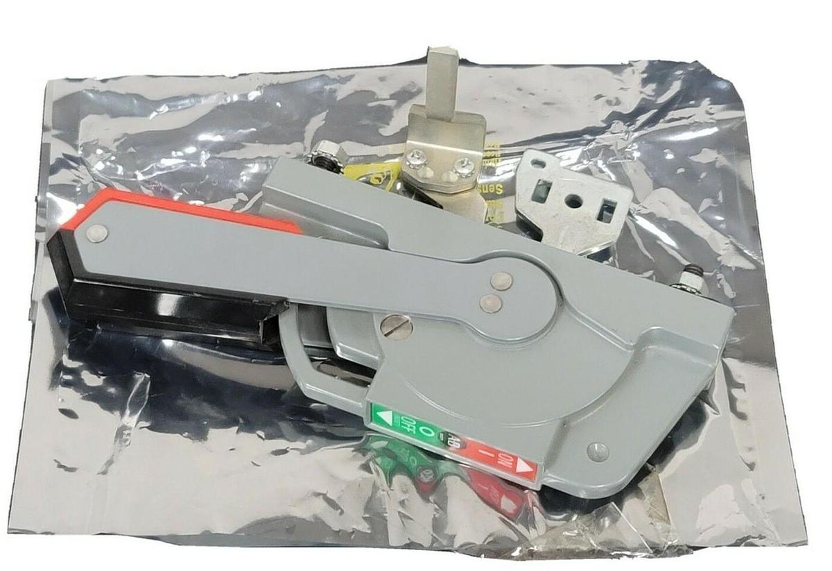 Used NEW ALLEN BRADLEY 248426 DISCONNECT HANDLE