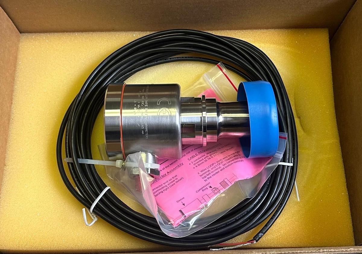Used NEW ANDERSON SX6005100503840 SX DRIFTLESS PHARMACEUTICAL LEVEL TRANSMITTER