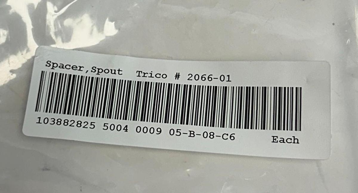 Used 7 TRIANGLE TRICO 2066-01 / 05-B-08-C6 / 103882825 OEM SPACER PACKAGING NSNP