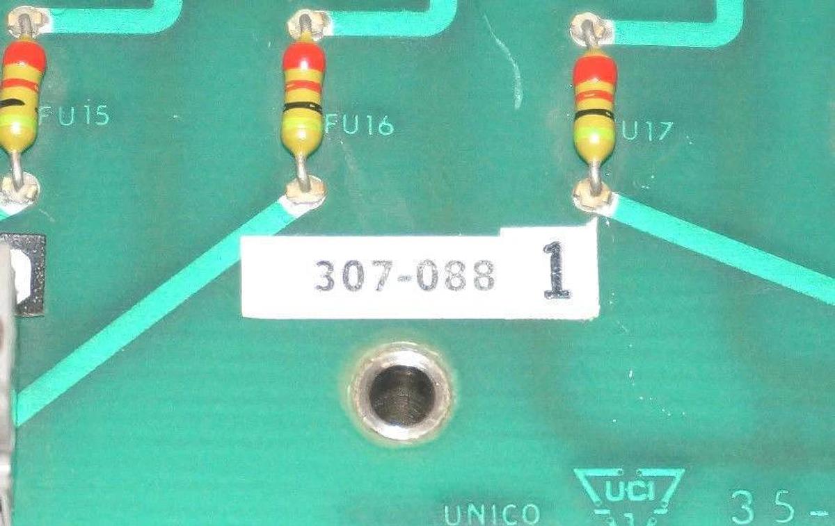 Used UNICO 307-0881 I/O FANNING STRIP BOARD 32 POSITION