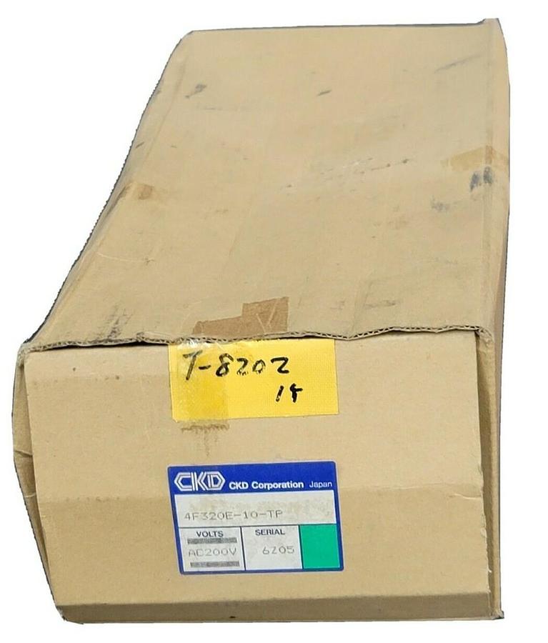 Used NIB CKD 4F320E-10-TP SOLENOID VALVE 4F320E10TP VOLTS: AC200V