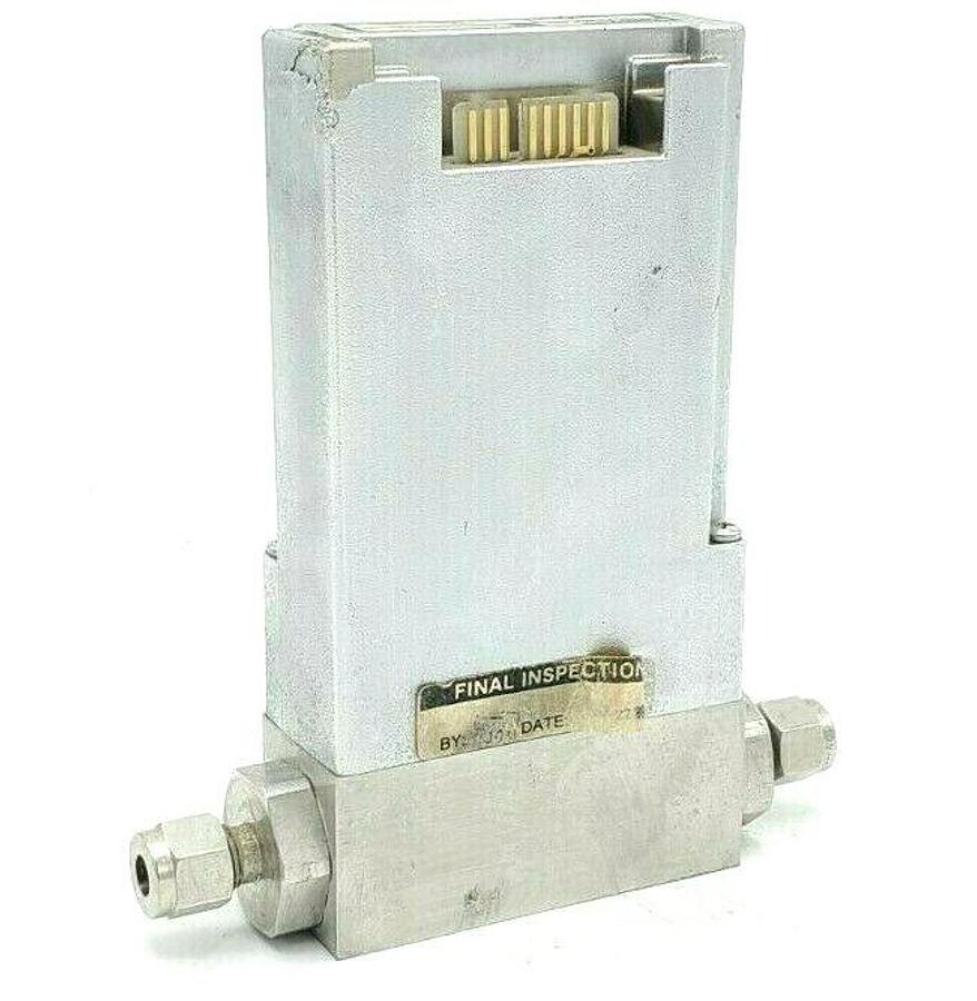 Used TYLAN FC-280AV 10 SLPM MASS FLOW CONTROLLER FC-280-AV-10SLPM-N2