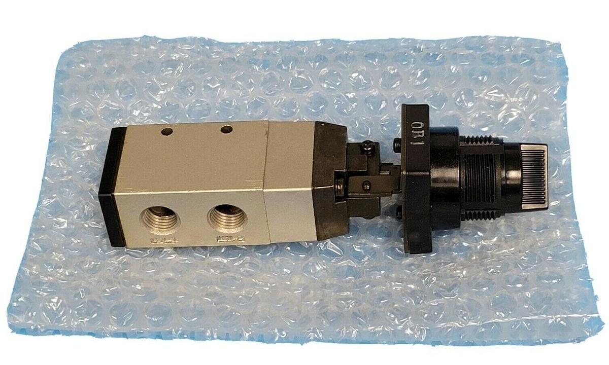 Used NEW SMC VFM350-02-34B 5-PORT MECHANICAL VALVE - RUBBER SEAL VFM3500234B
