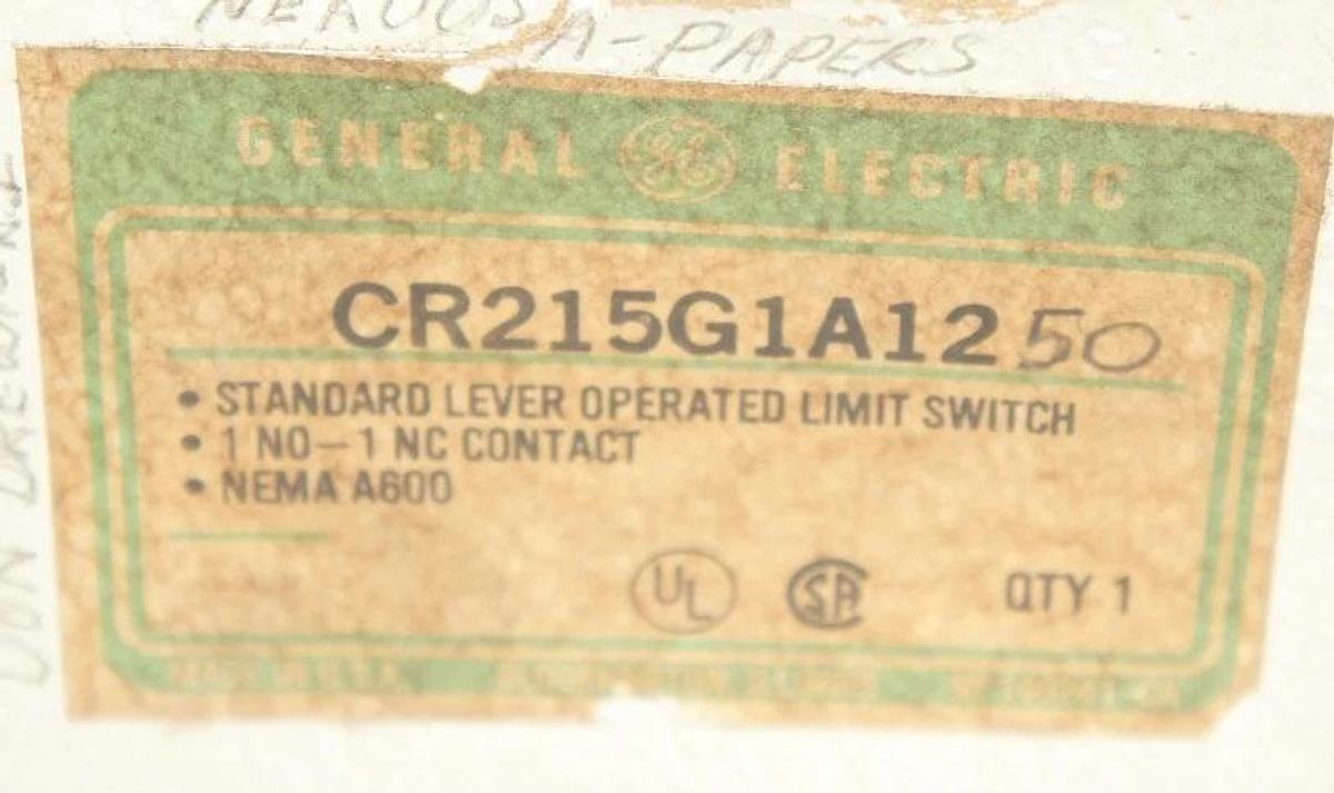 NEW GENERAL ELECTRIC CR215G1A12 LIMIT SWITCH, 600 VAC, NEMA A600, TYPE 4,6P,13