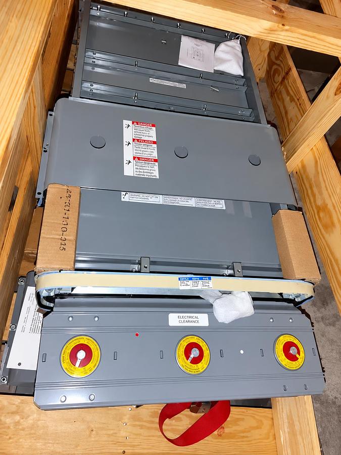 Used Square D COF2540G48PGE I-Line II Feeder Busway Straight 600VAC 4000A 3Ph 4W NEW