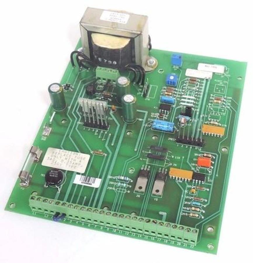 Used CLEVELAND MACHINE MO-03923 PC BOARD TENSI-MASTER MO03923