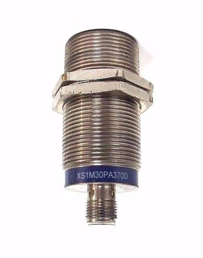 Used TELEMECANIQUE XS1M30PA370D INDUCTIVE SENSOR 48VDC, 200MA