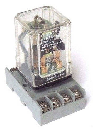 Used DAYTON 5X852E RELAY SOCKET W/ OMRON MK2EP-UA-AC120 RELAY