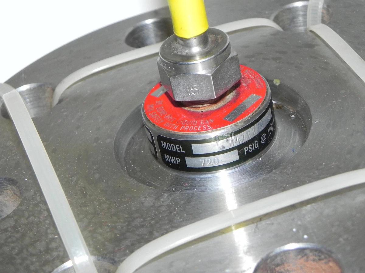Used HONEYWELL STR12D-21A-1CDDCBA407K-MB.F1C3-814D ST3000 SMART TRANSMITTER