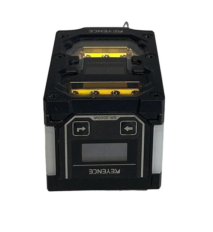 Used KEYENCE SR-2000W / SR2000W 1D-2D CODE READER ULTRA-WIDE 24Vdc CMOS RED LED