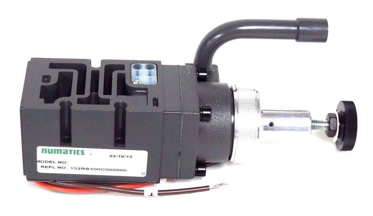 NEW NUMATICS 152RS100C000000 PRESSURE REGULATOR 10/130PSIG W/ 214-103 GAUGE