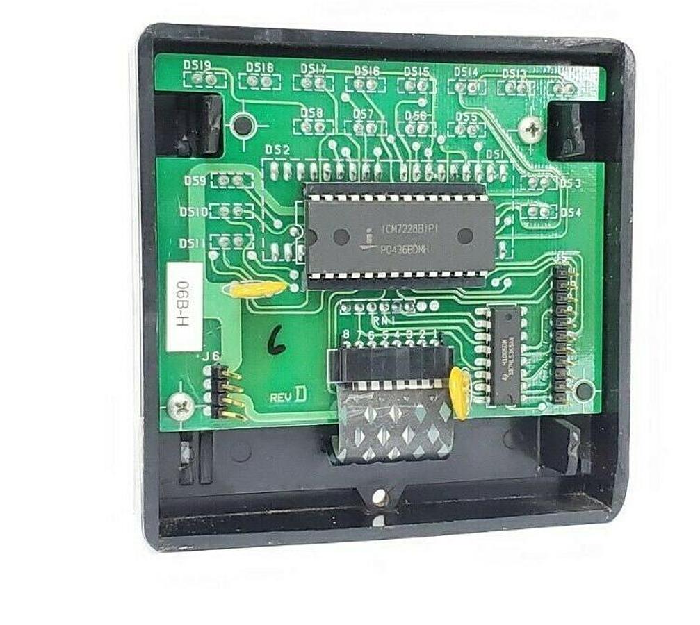 Used PARTLOW 6831121 RTD CONTROLLER FRONT OPERATOR PANEL 6B31121 06B-H