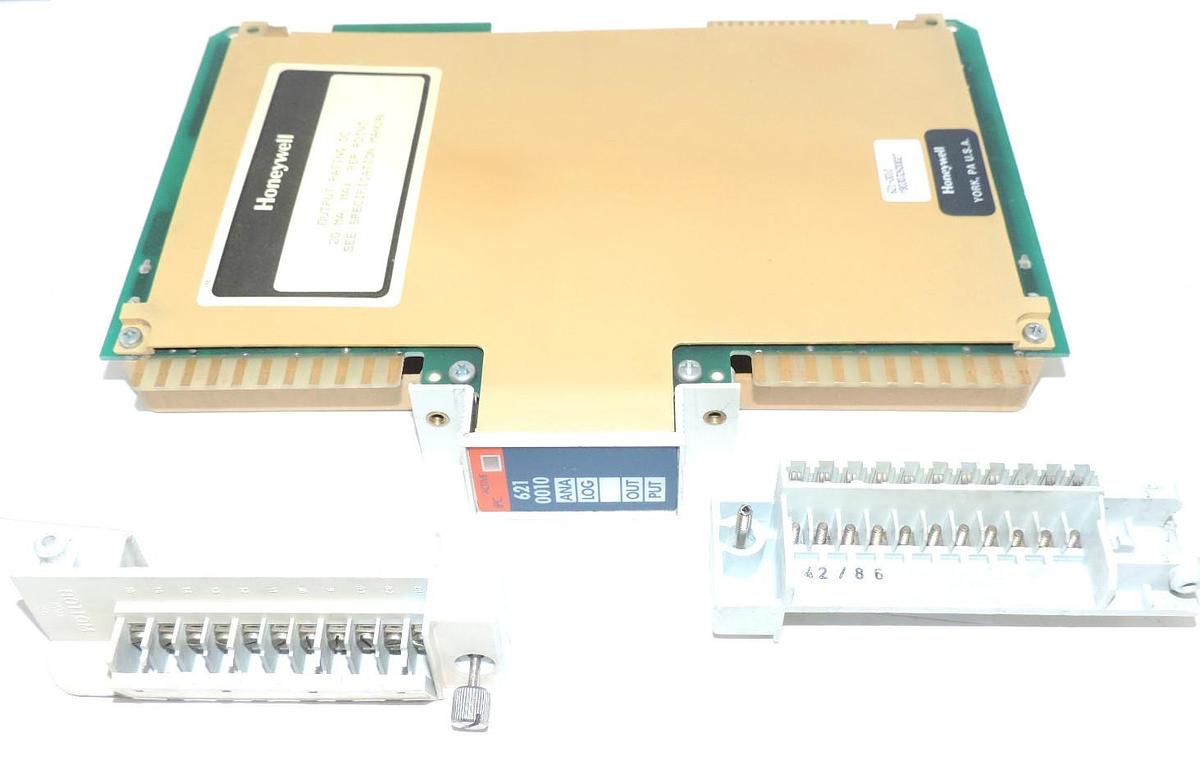 Used HONEYWELL 621-0010 OUTPUT MODULE ANALOG, 6210010 WITH 621-9950 TERM. BLOCK SET