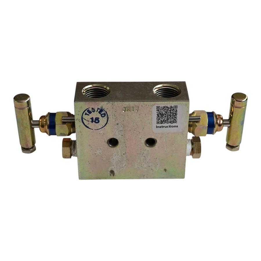 Used Parker M-500PCT 3-Valve Manifold 10000PSI NSMP Carbide Ball Hard Seat NSMP