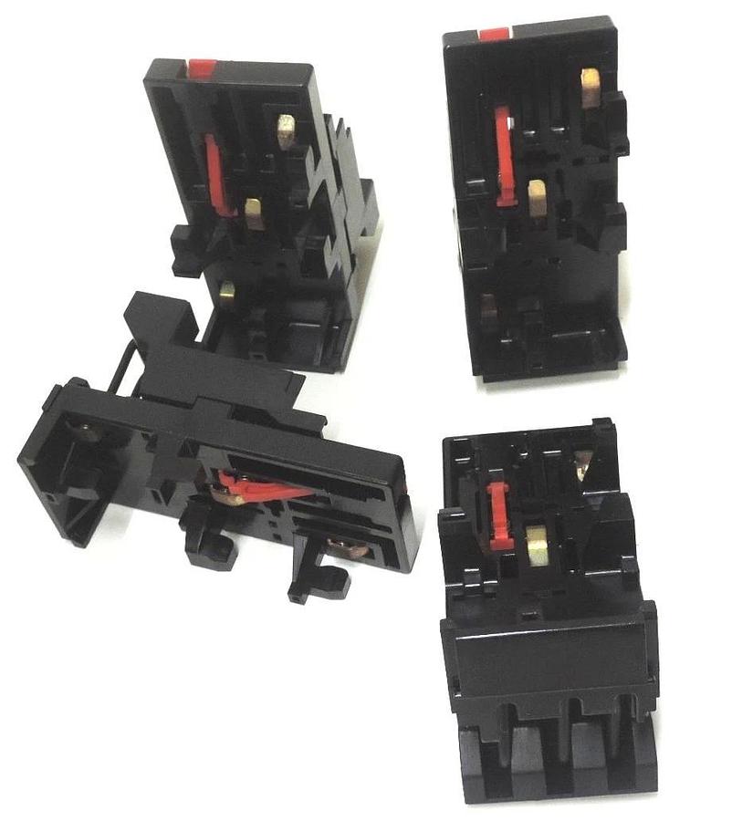 LOT OF 4 NIB SIEMENS 3VX4280-0Q BUS ADAPTERS 3VX42800Q