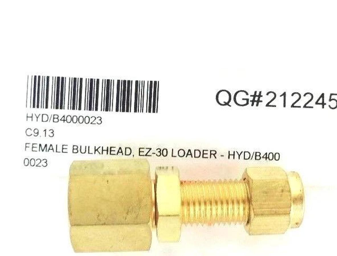 LOT OF 4 NEW BISHAMON HYD/B4000023 FEMALE BULKHEADS, EZ-30 LOADER - HYD/B4000023
