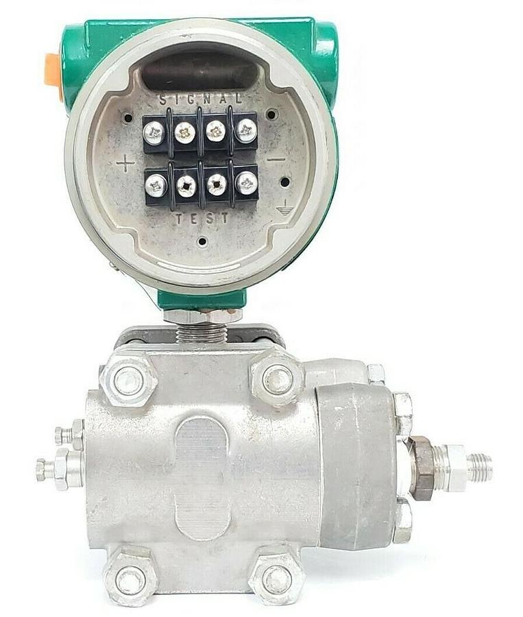 Used FISHER CONTROLS 1151-DP6E22 PRESSURE TRANSMITTER 0-100PSI 1151DP6E22