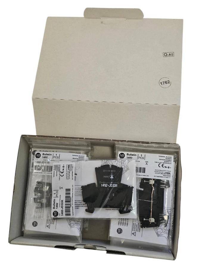 BOX OF 20 NEW ALLEN BRADLEY 1492-JD3DR TERMINAL BLOCKS 1492JD3DR SER. A