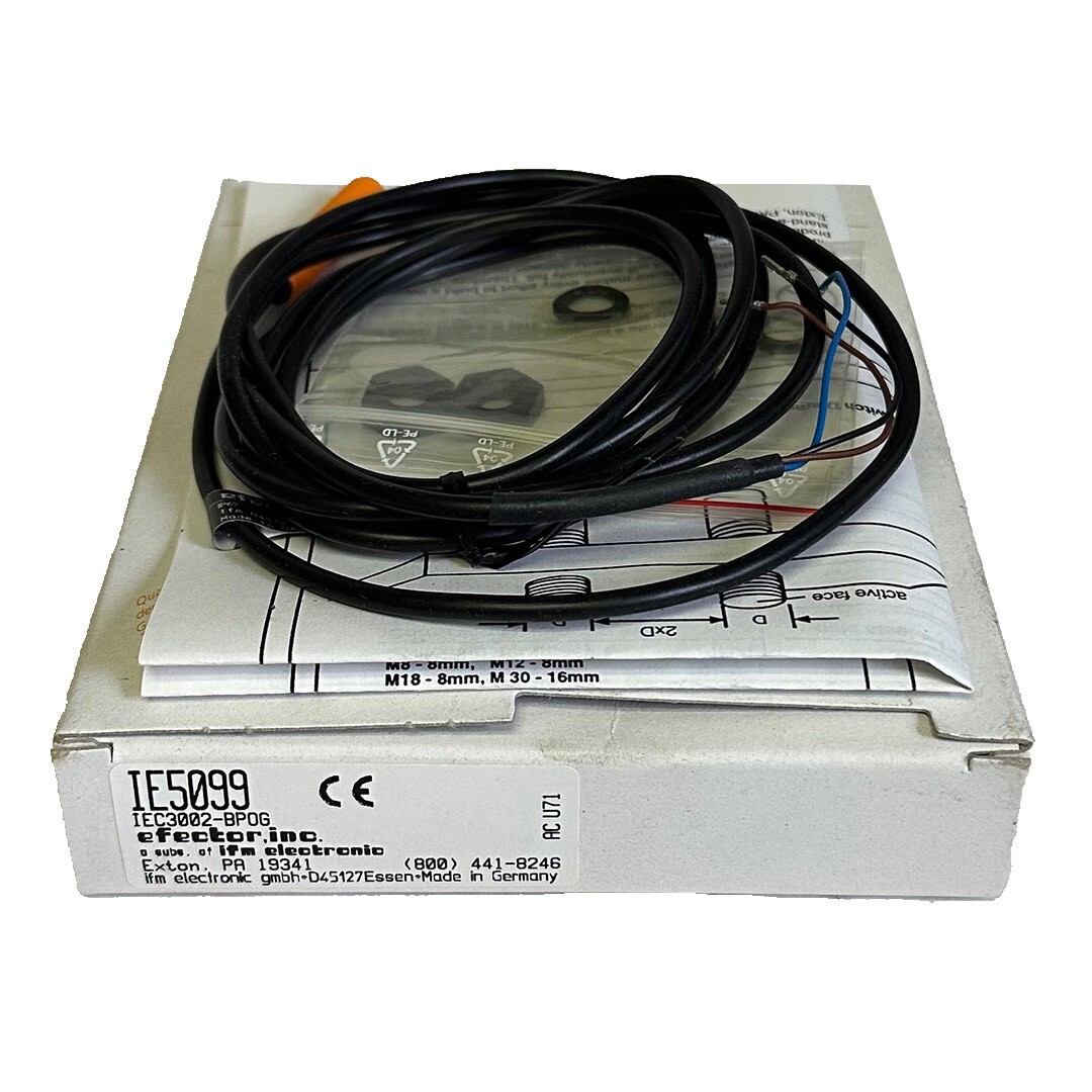 Used NEW IFM EFECTOR IEC3002-BPOG / IEC3002BPOG INDUCTIVE SENSOR 2mm IE5099