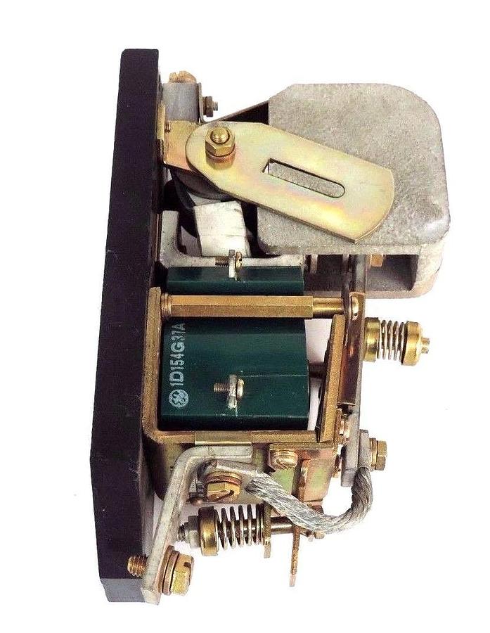 Used GENERAL ELECTRIC IC2800-M140C416 CONTACTOR W/ ID154G37A COIL, IC2800M140C416