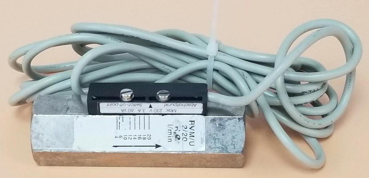 Used STASTO RVM/U-2/20 G 1/2" NPT FLOW SENSOR RVM/U 2/20 10XM2020XG15S 30009684/0019