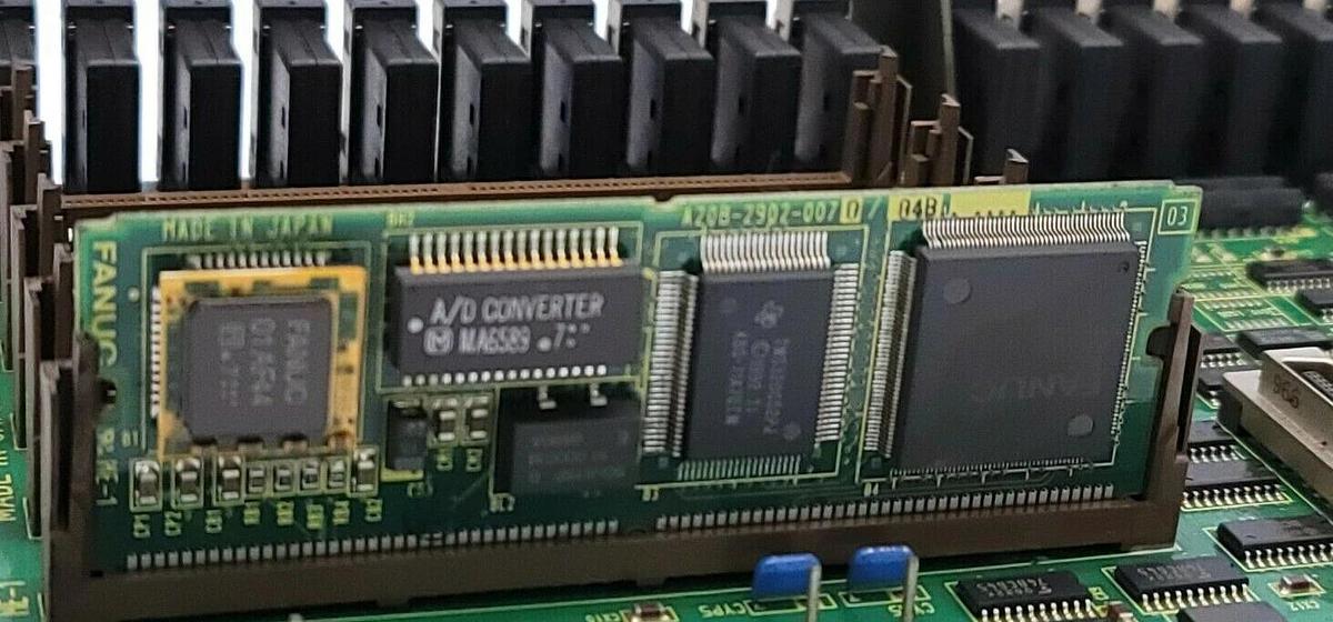 Used FANUC A16B-2202-0820/02B AUXILIARY AXIS CONTROL PC BOARD W/ A20B-2902-0070/04B
