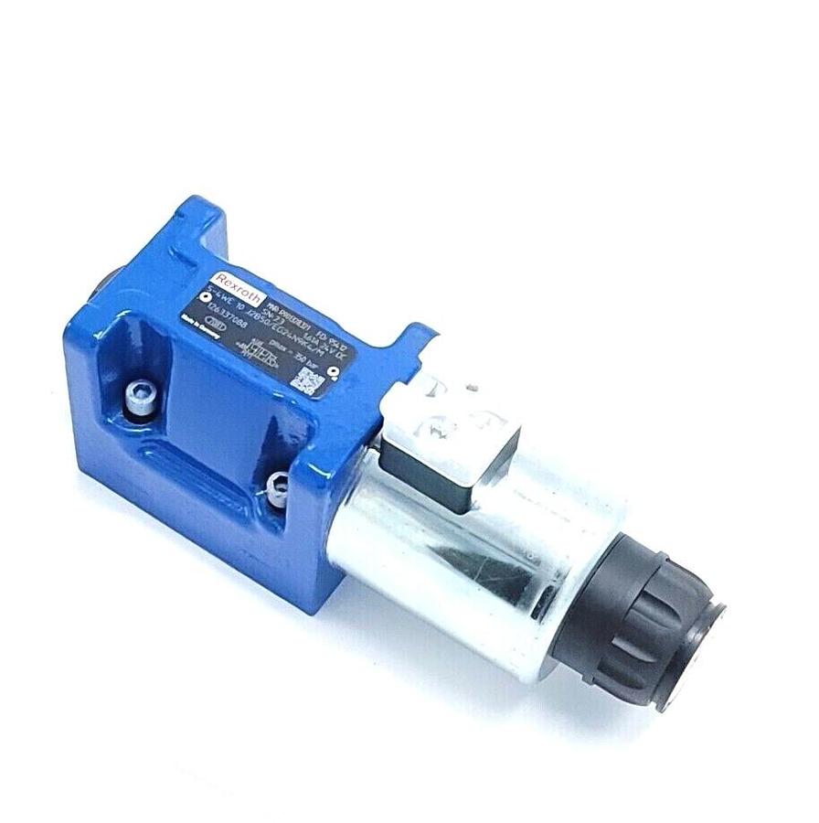 Used NEW BOSCH REXROTH 5-4WE 10 J2B50/EG24N9K4/M CONTROL VALVE R901328321