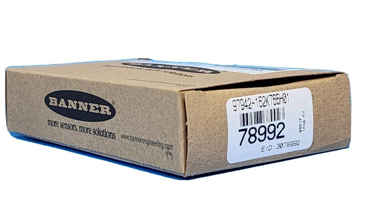 Used NIB BANNER QS18VP6LPW-78992 PHOTOELECTRIC SENSOR 78992