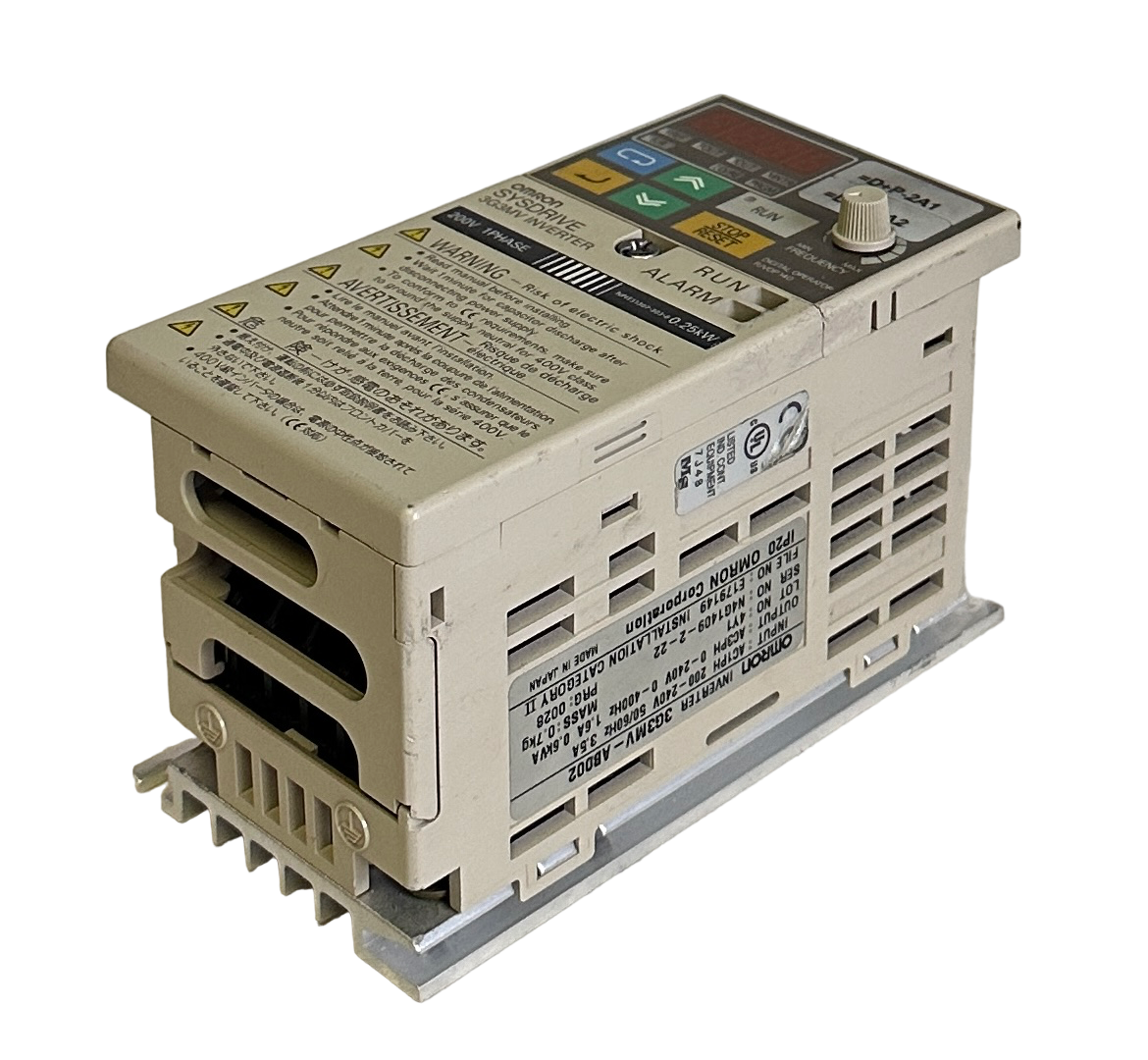 Used OMRON 3G3MV-AB002 / 3G3MVAB002 SYSDRIVE 3G3MV INVERTER DRIVE 200-240VAC 1PH 3.5A