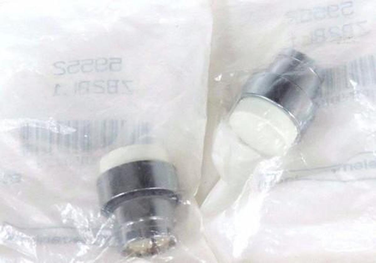 LOT OF 2 NEW TELEMECANIQUE ZB2BL1 PUSHBUTTON MOMENTARY EXTENDED HEADS WHITE