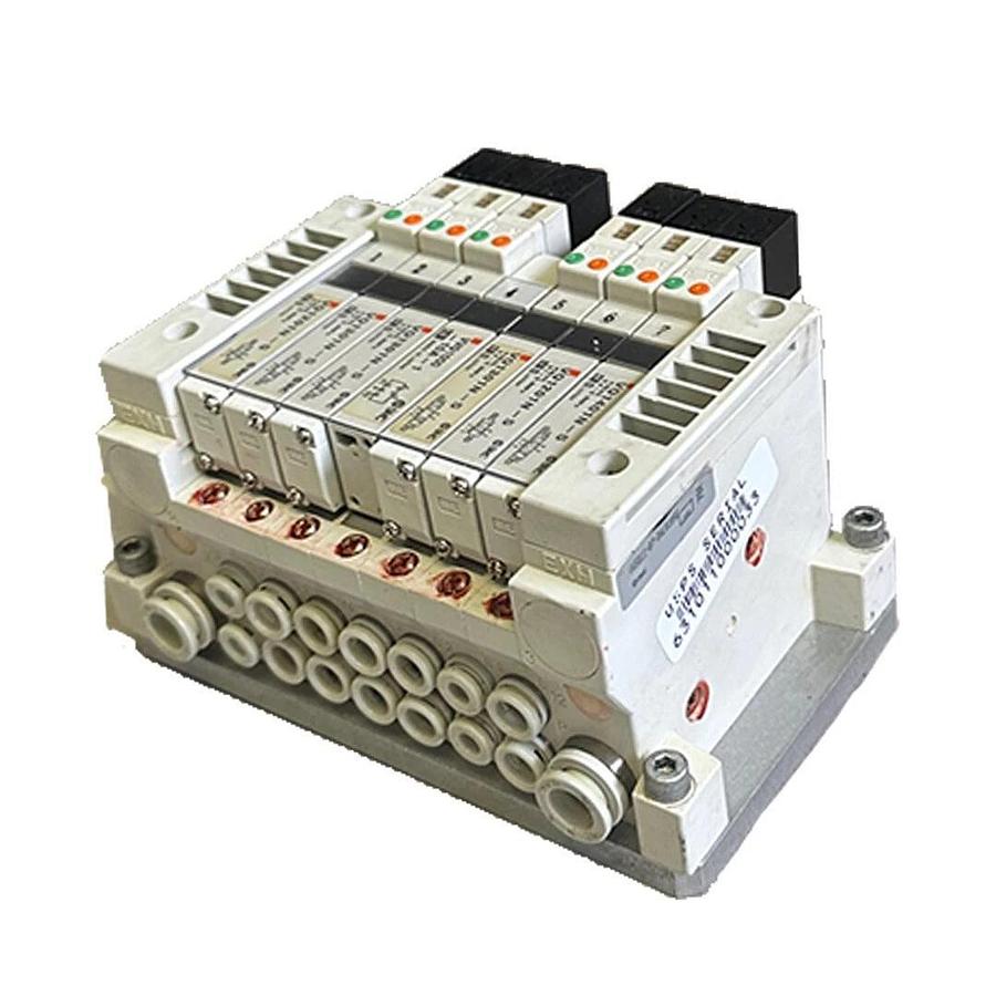 Used SMC VV5Q11-07-DAL01092 / VV5Q1107DAL01092 PNEUMATIC MANIFOLD W/ VALVES VQ1301N-5