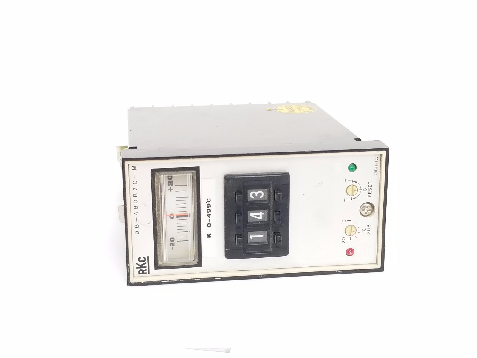 Used RKC DB-480B2C-M TEMPERATURE CONTROLLER 0-499 DEG. C, 110-220V, DB480B2CM