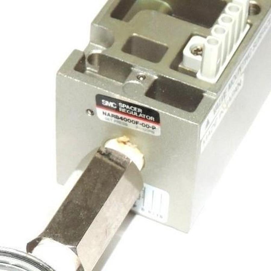 Used NEW SMC NARB4000F-00-P SPACER REGULATOR VALVE WITH 150 PSI GAUGE NARB4000F00P