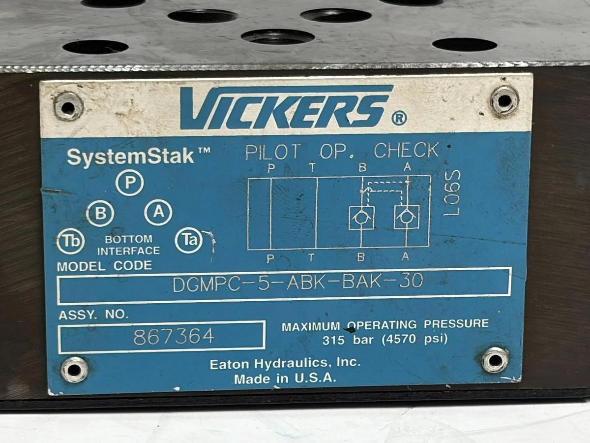 Vickers DGMPC-5-ABK-BAK-30 Pilot Operated Check Valve Eaton 867364 New Surplus
