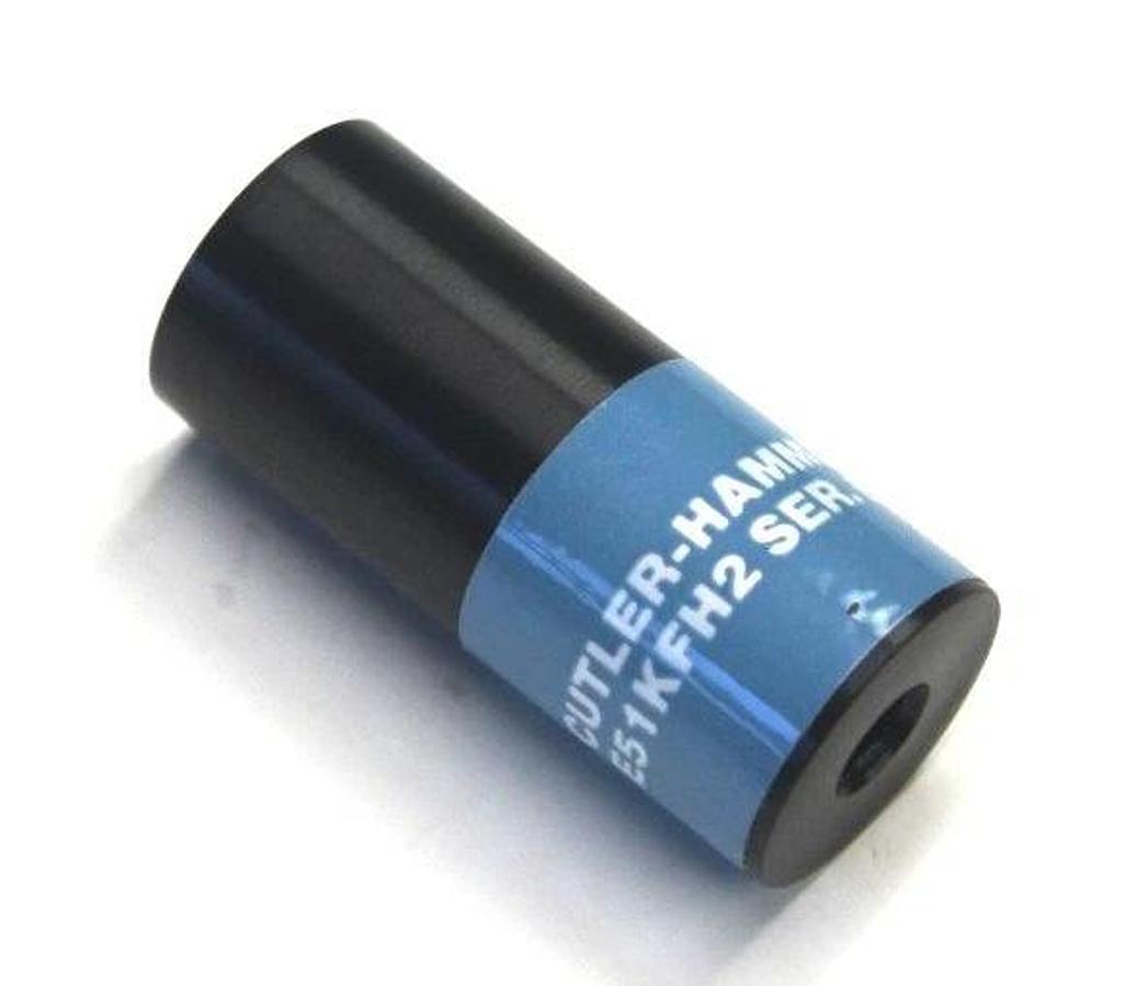 Used NIB EATON CUTLER HAMMER E51KFH2 LENS ATTACHMENT SER. B2 .75" DIAMETER