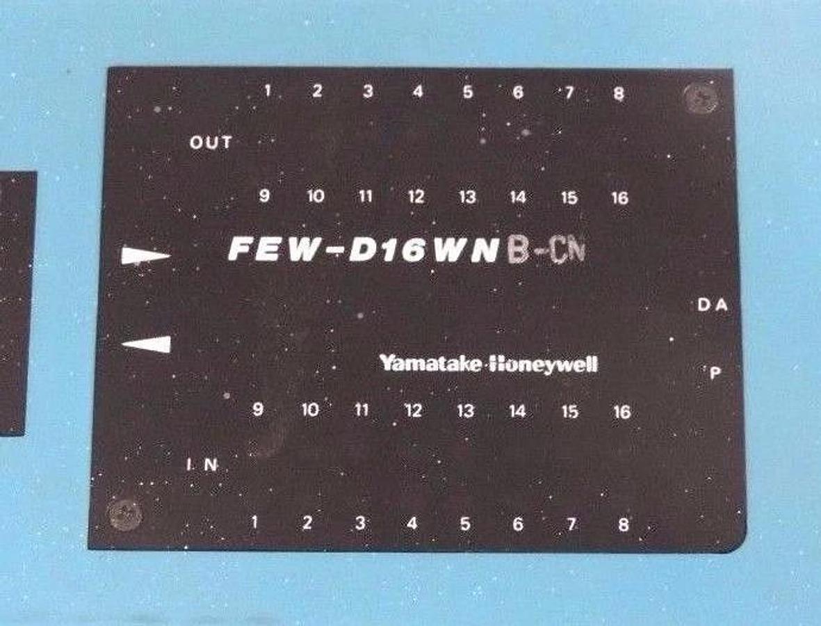 Used YAMATAKE HONEYWELL FEW-D16WNB-CN SIDE READER PROXIMITY SENSOR FEWD16WNBCN