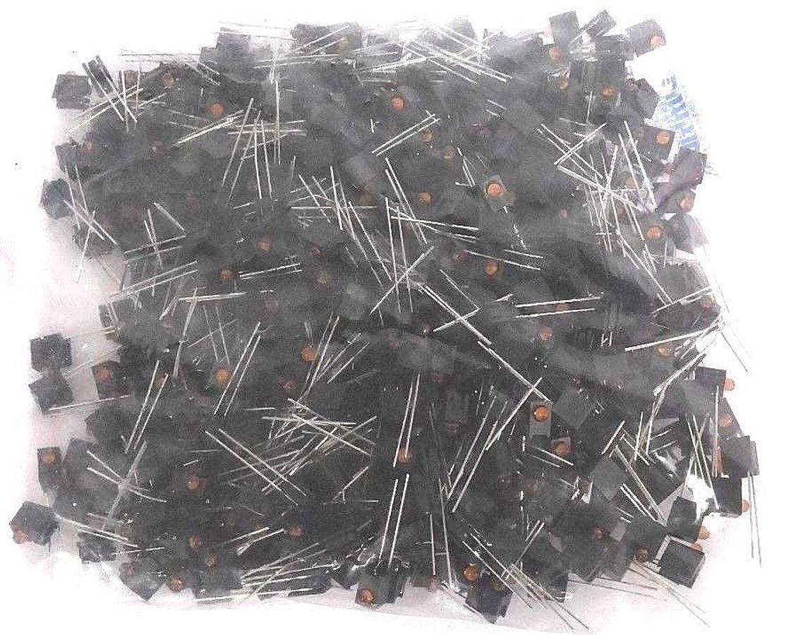 Used BAG OF 500 NEW AVAGO HLMP-1401-D00A1 LED, T-1, YELLOW, 3.6MCD, 585NM LAMPS